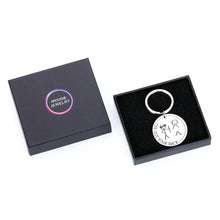Load image into Gallery viewer, I’ve Got Your Back Stick Figures Keychain for Her Him Funny Friend Valentine&#39;s Day Keychain Gifts for Best Friends BFF Coworker Daughter Son Sisters Brothers Friendship Graduation Birthday Christmas