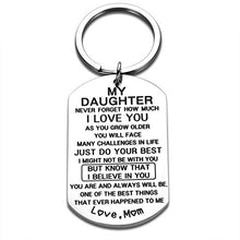 Load image into Gallery viewer, to My Daughter Gifts from Step Mom Inspirational Christmas I Love You GIFS Keychain Never Forget That I Love You Teen Girls Birthday Valentine&#39;s Day from Step Mother in Law