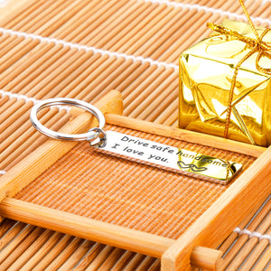 Drive Safe Gifs Keychain Valentines Day Birthday Husband Boyfriend from Wife Girlfriend Fathers Day Christmas Keyring Gifs for Dad Son Brother Hubby Anniversary New Driver Truker Keyring for Men