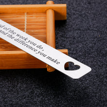 Load image into Gallery viewer, Christmas Office Gifts Employee Appreciation Gifts for Coworkers Leaving Gifts Secret Santa Gifts for Coworker Friends Boss Retirement Going Away Farewell Gifts Inspirational Bookmarks for Book Lovers