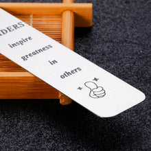 Load image into Gallery viewer, Boss Gifts Christmas Office Gifts Boss Lady Appreciation Gifts Bookmarks for Women Men Thank You Gifts for Employee Coworkers Retirement Boss Day Birthday Leader Mentor Leaving Going Away Gifts