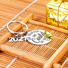 Load image into Gallery viewer, Graduation Keychain Gifts for Him Her 2021 Inspirational Gifts Middle High College School Graduates Gifts for Daughter Kids Women Nurse Best Friends