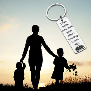 Drive Safe Keychain Funny Birthday Graduation New Driver Gifts for Son Daughter Teens from Mom Christmas Sweet 16 18 Anniversary Boys Girls Gift Mother to Stepson Stepdaughter Valentine keyring