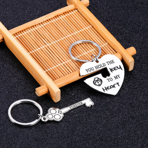 Christmas Gifts Couple Keychains Gifts for Husband Funny Anniversary Valentines Day Gifts for Husband Fiancee from Fans Wife You Hold The Key To My Heart Couple Keychain for Him Her Stocking Stuffers Couple Merchandise