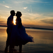 Load image into Gallery viewer, Wife Husband Couple Keychain Gifts for Anniversary Birthday I Love You Key Ring Wedding Gifts from Wifey Hubby Valentine Day Christmas for Girlfriend Boyfriend Key Chain Pendant Jewelry for Him Her